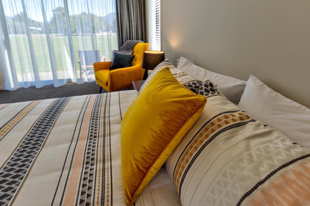 Annies On Milford Motel เทอาเนา ภายนอก รูปภาพ